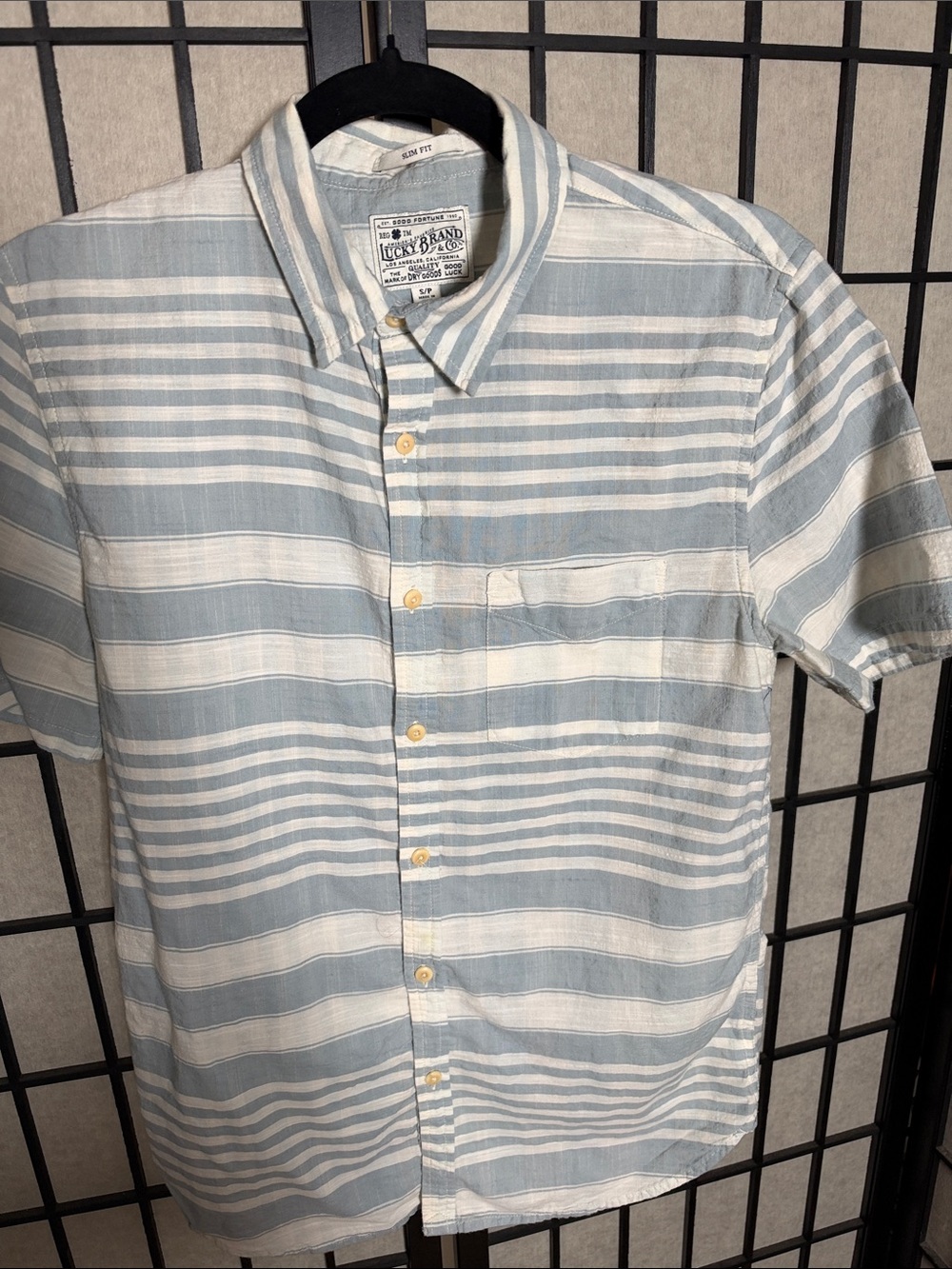 Lucky Brand Men's Light Blue and White Striped Short Sleeve Button-Down Shirt